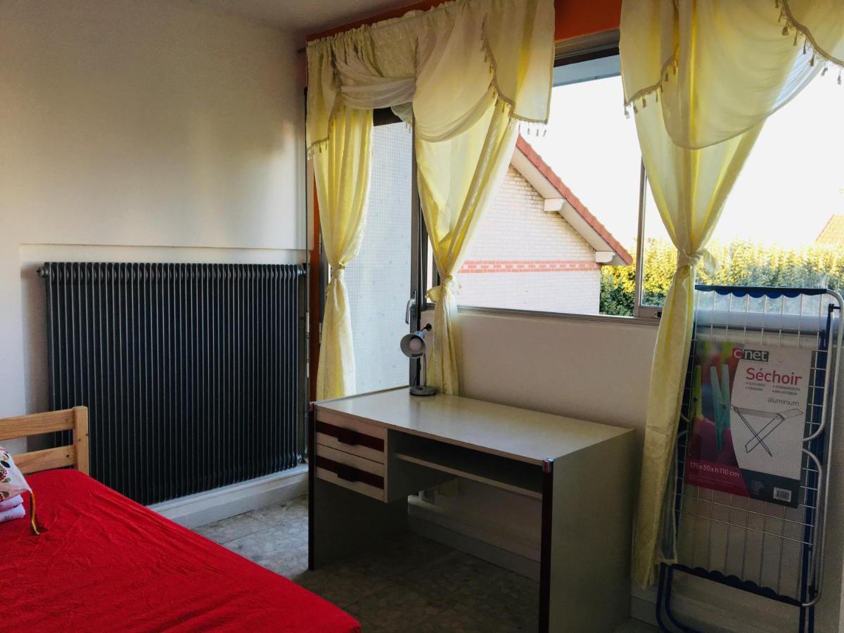 Confortable-House فيتري سور سين المظهر الخارجي الصورة