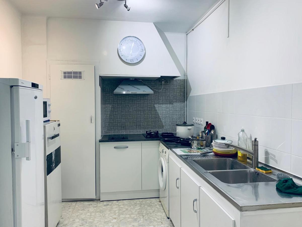 Confortable-House فيتري سور سين المظهر الخارجي الصورة